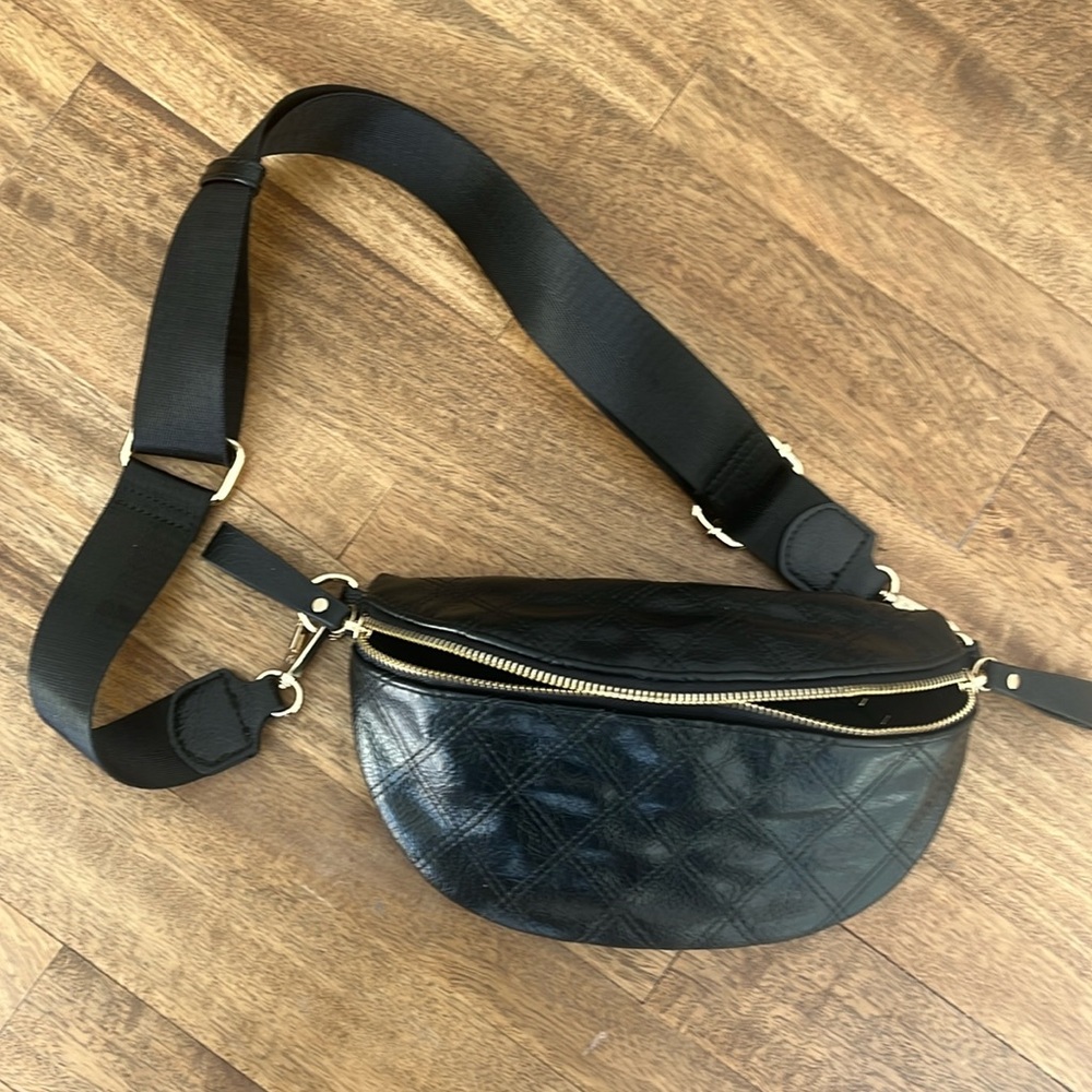 Crisscross stiched crossbody